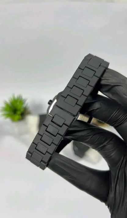 Black Arabic Aura Watch