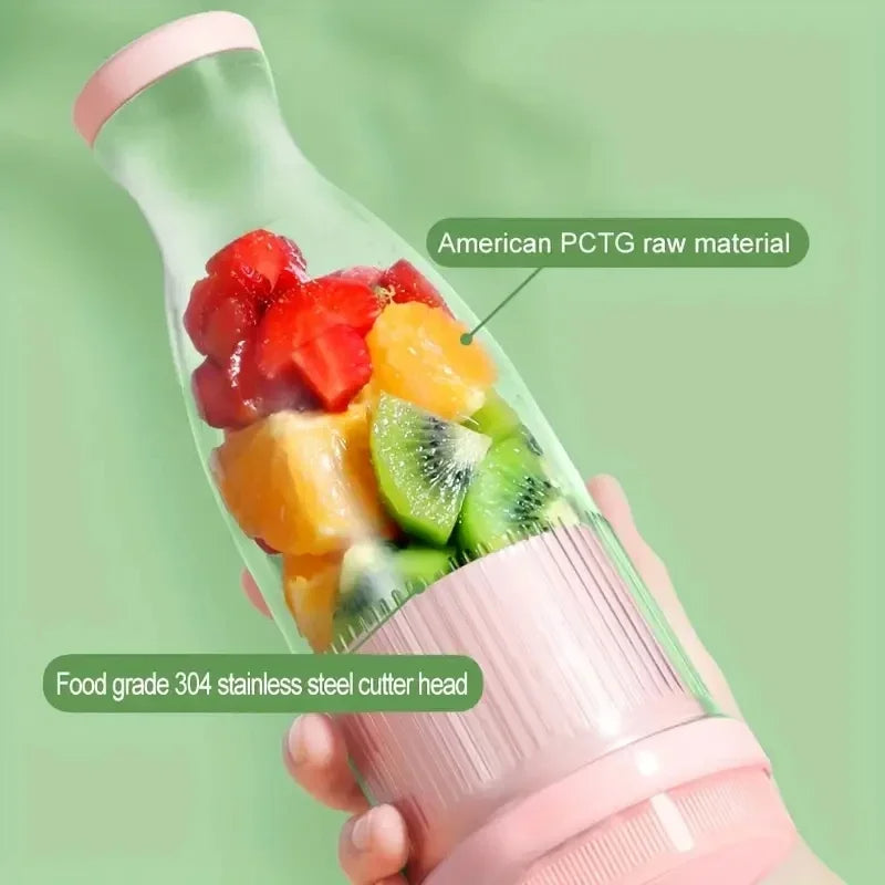 Portable mini juicer blender